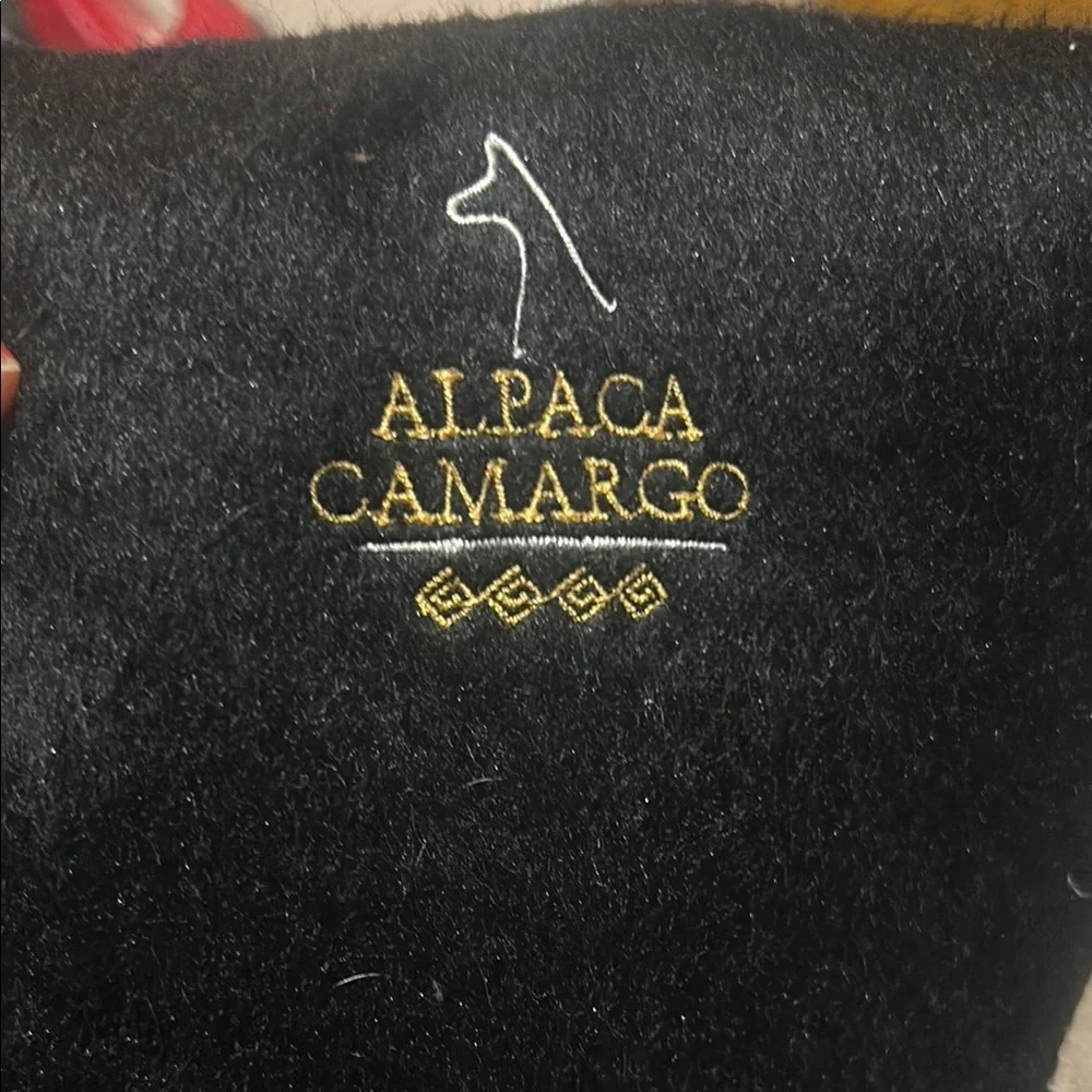 Camargo Alpaca Scarf with Alpaca Stitched Logo - Black